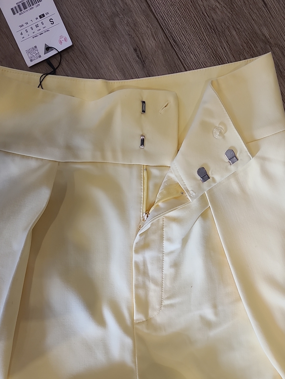NWT Zara Pastel Butter Yellow Pleated Wide Leg Cropped Pants Size Small - Picture 6 of 8